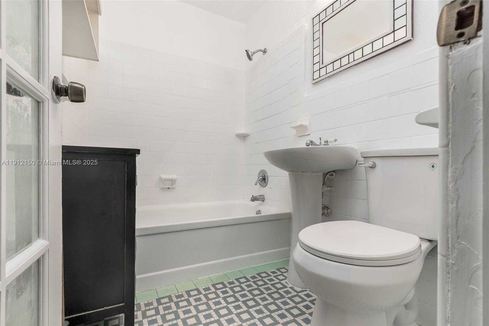 Small Image of 255 WEST 24TH ST #208, Miami Beach Number 8