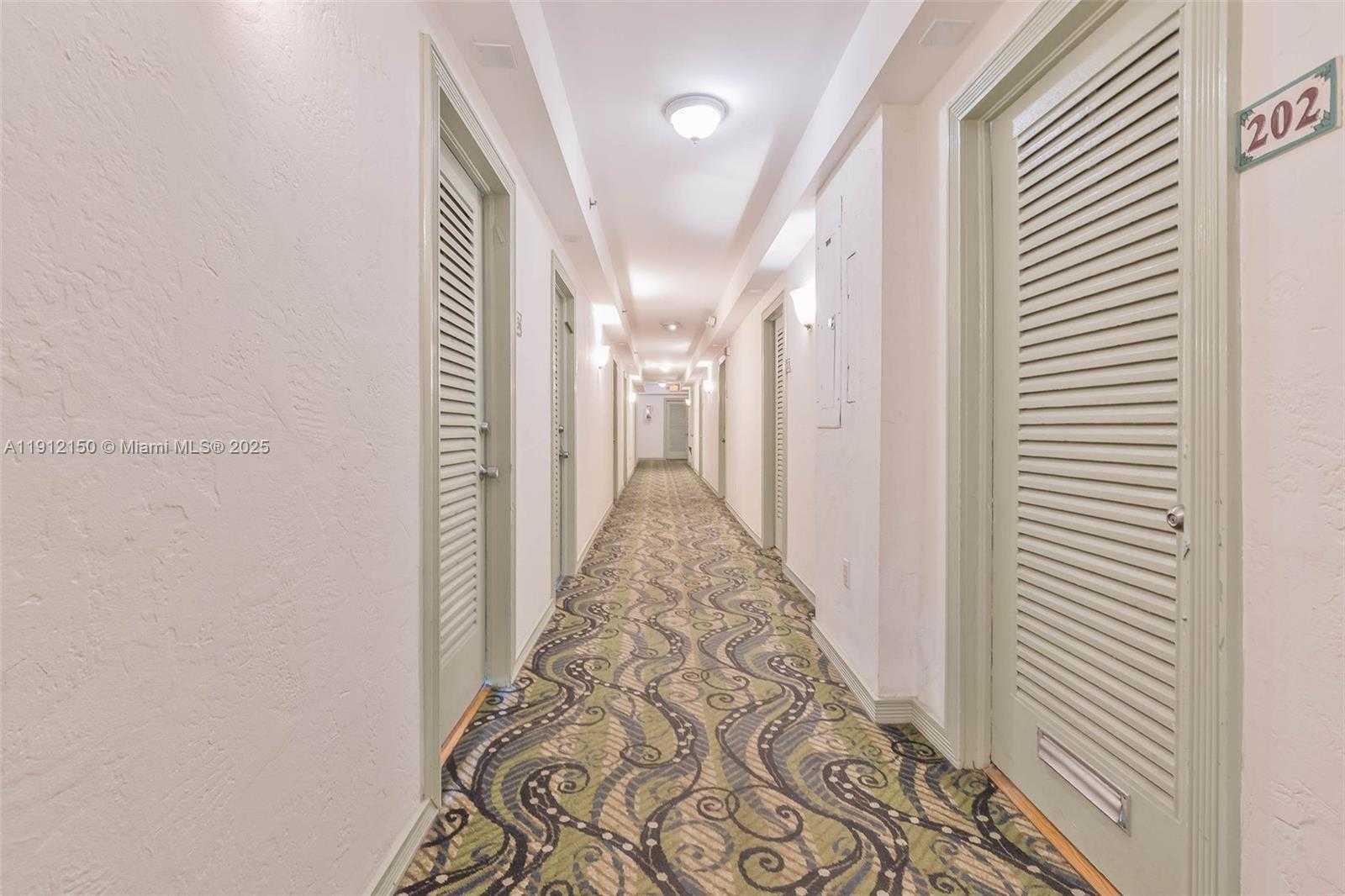 Small Image of 255 WEST 24TH ST #208, Miami Beach Number 9