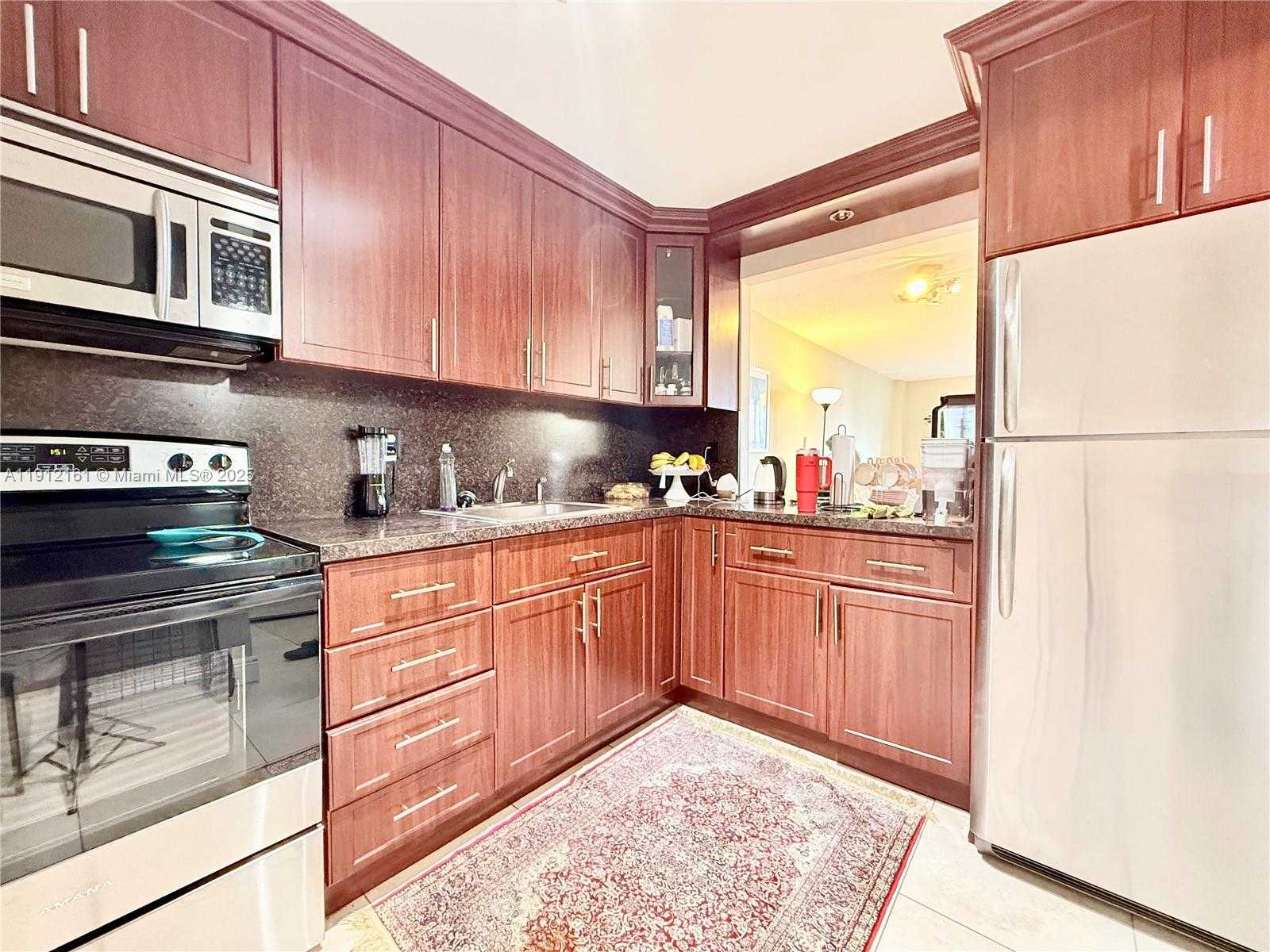 Small Image of 7928 WEST DR #503, North Bay Village Number 22