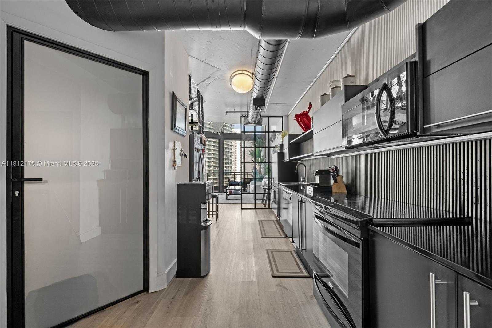 Small Image of 690 SOUTH WEST 1ST CT #2101, Miami Number 36