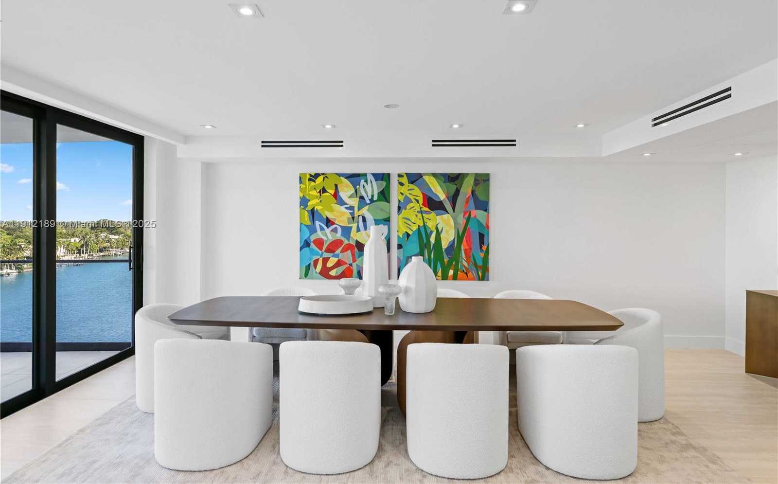 Small Image of 5500 COLLINS AVE #901 & 902, Miami Beach Number 10