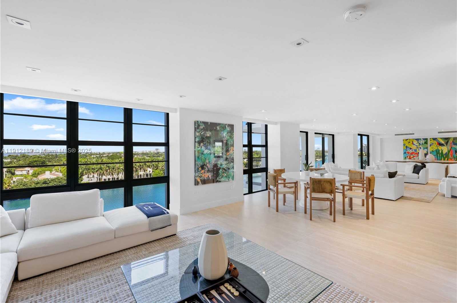 Small Image of 5500 COLLINS AVE #901 & 902, Miami Beach Number 14