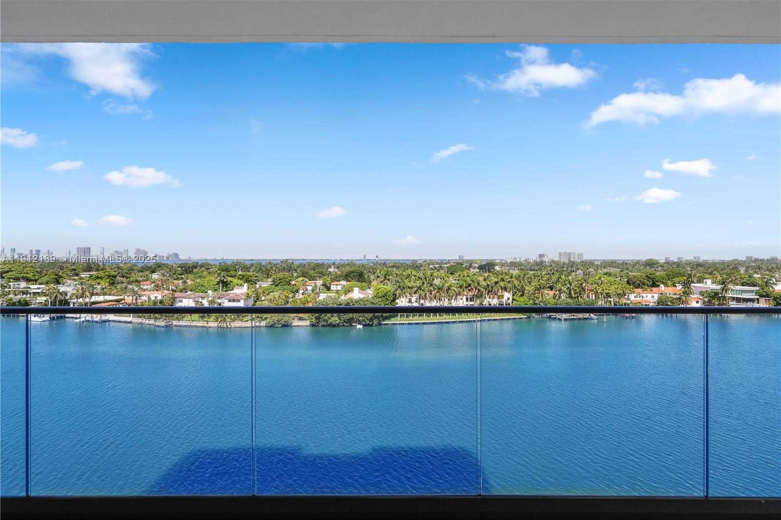 Small Image of 5500 COLLINS AVE #901 & 902, Miami Beach Number 30