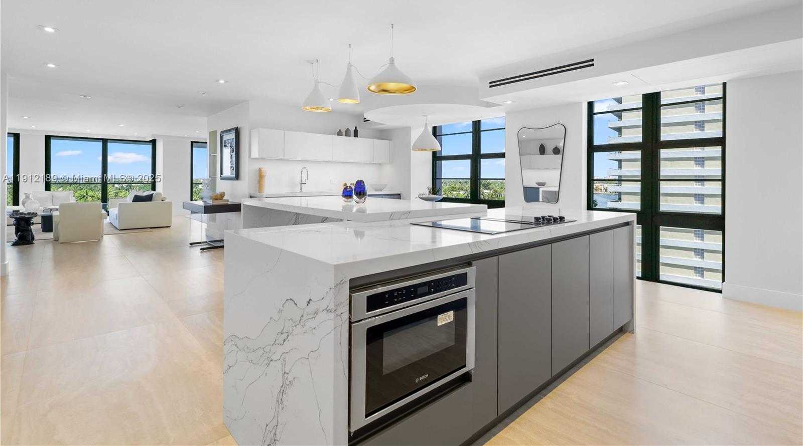 Small Image of 5500 COLLINS AVE #901 & 902, Miami Beach Number 39