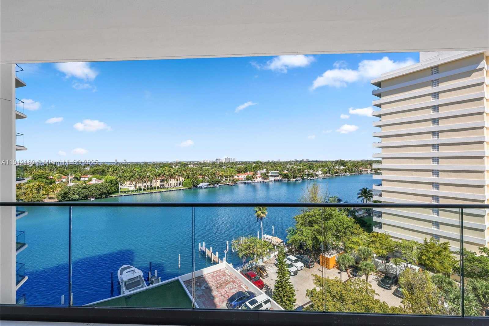 Small Image of 5500 COLLINS AVE #901 & 902, Miami Beach Number 62