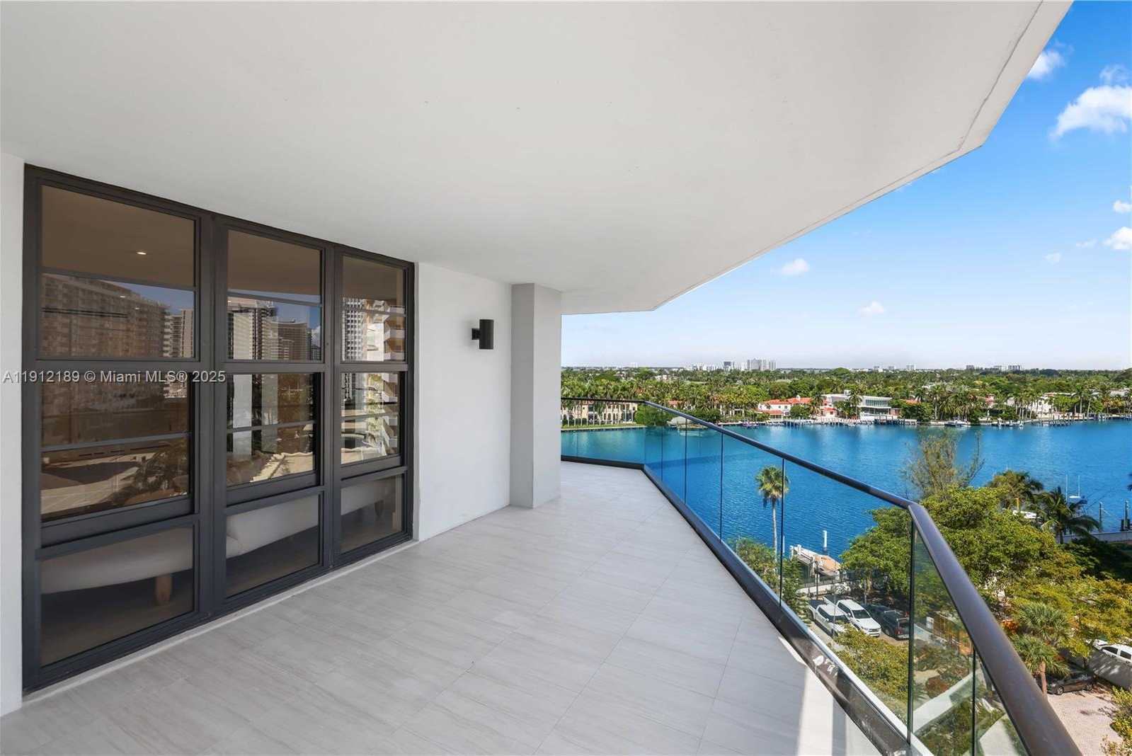Small Image of 5500 COLLINS AVE #901 & 902, Miami Beach Number 66