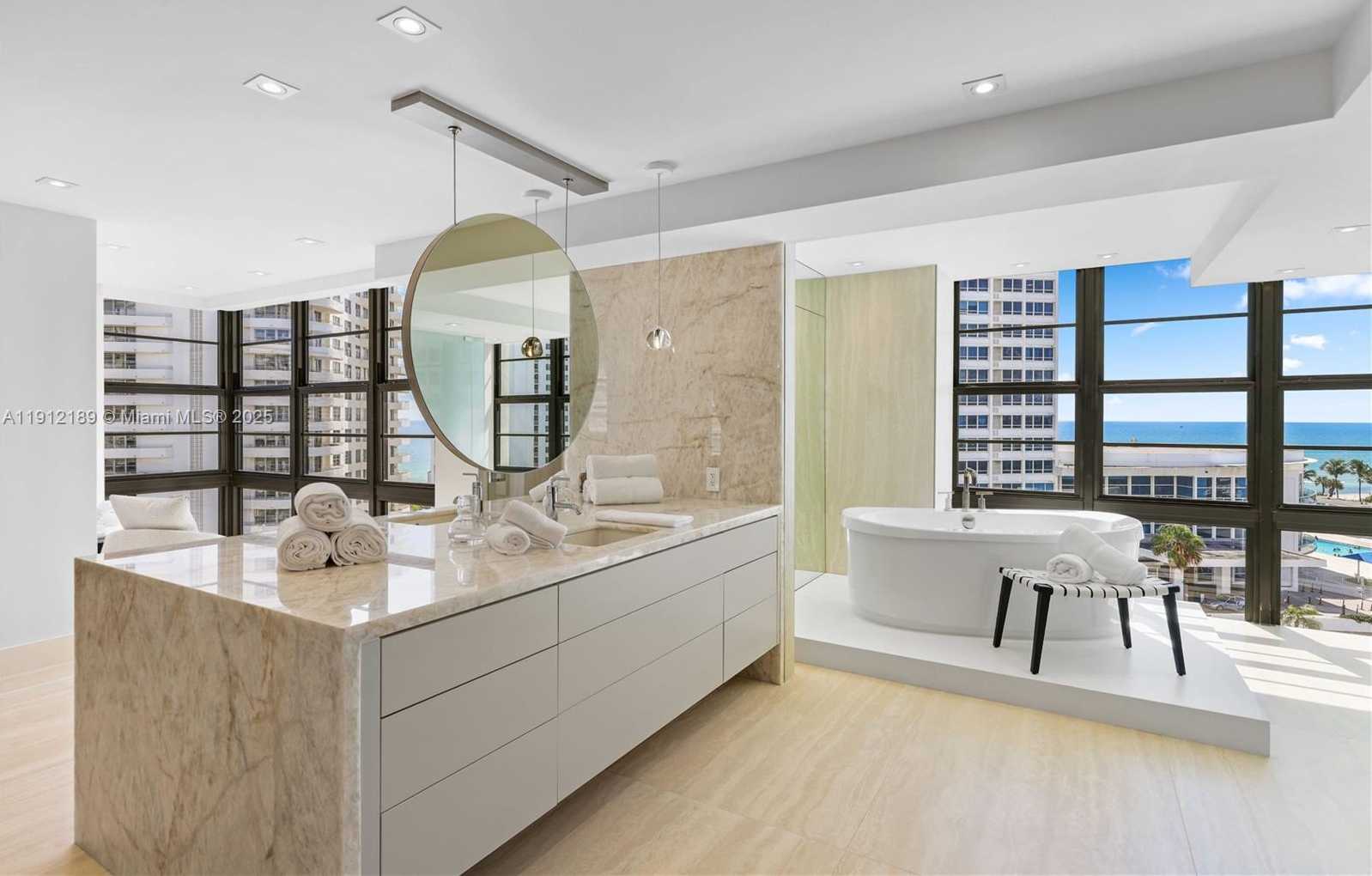 Small Image of 5500 COLLINS AVE #901 & 902, Miami Beach Number 69