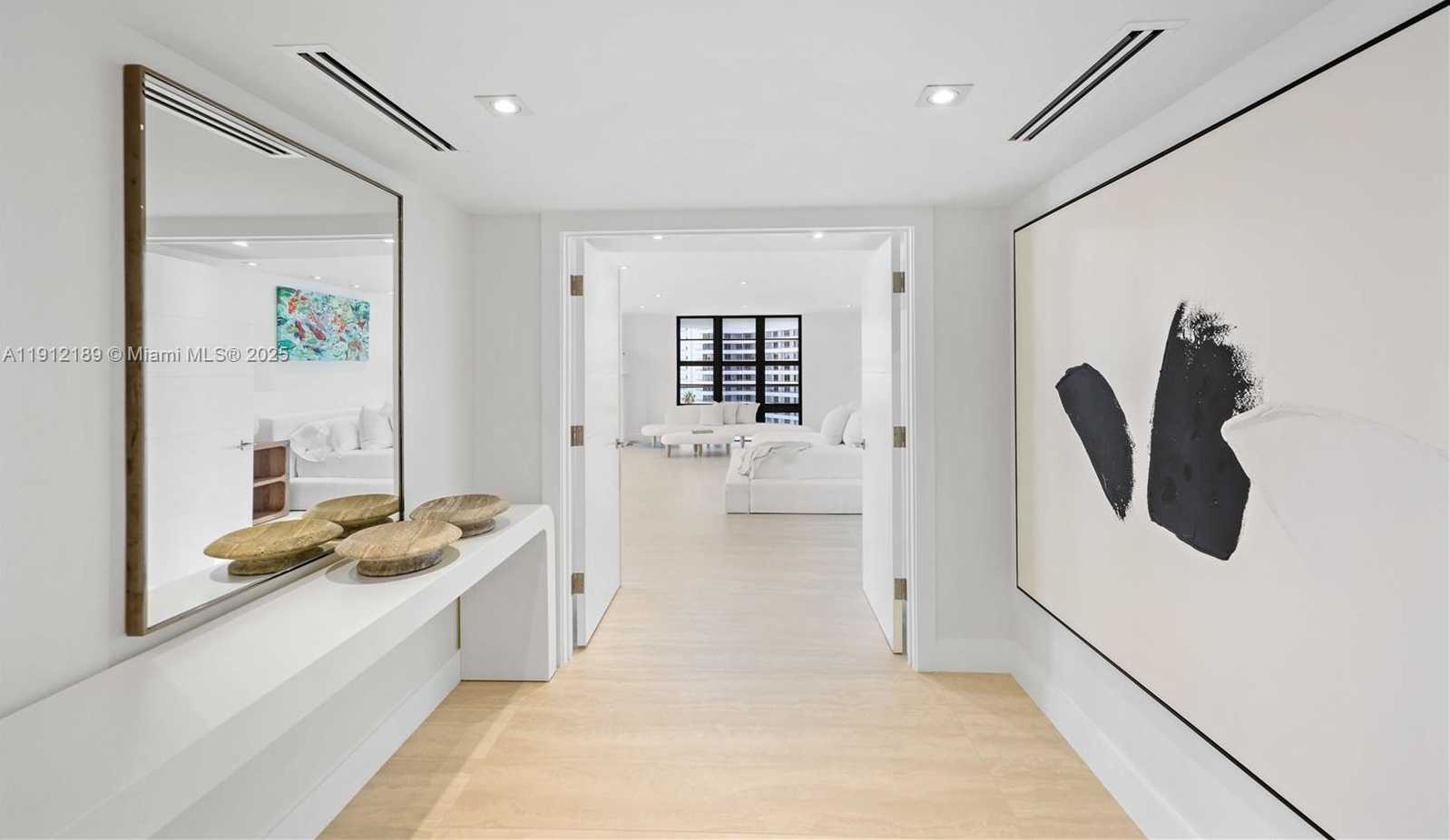 Small Image of 5500 COLLINS AVE #901 & 902, Miami Beach Number 75