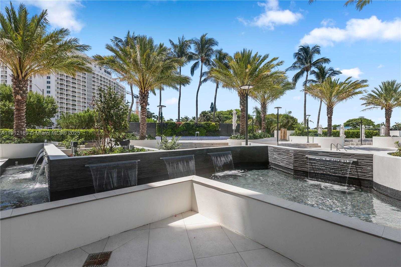 Small Image of 5500 COLLINS AVE #901 & 902, Miami Beach Number 80