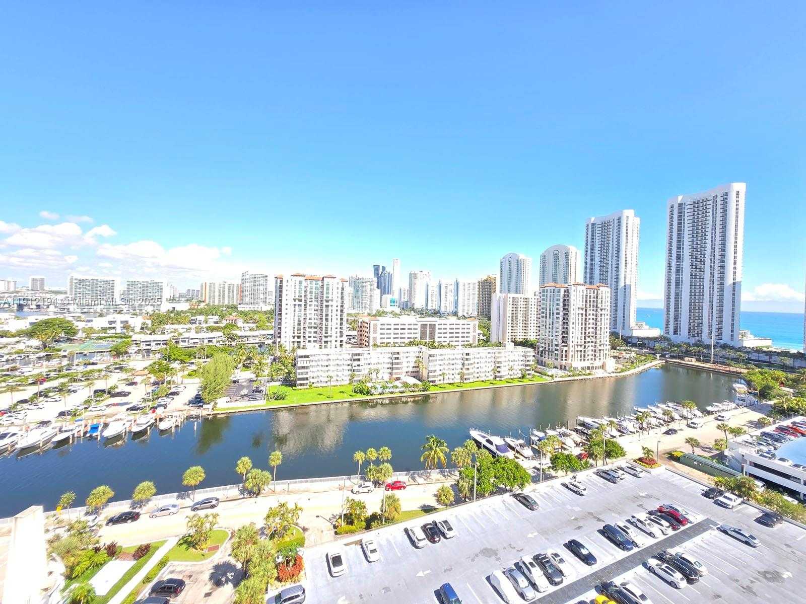 Small Image of 300 BAYVIEW DR #1611, Sunny Isles Beach Number 12