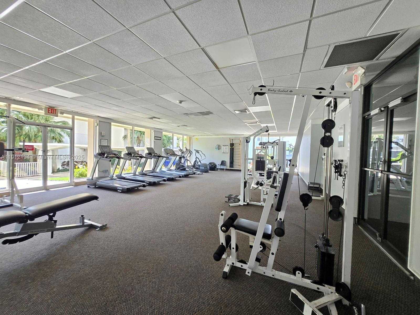 Small Image of 300 BAYVIEW DR #1611, Sunny Isles Beach Number 55