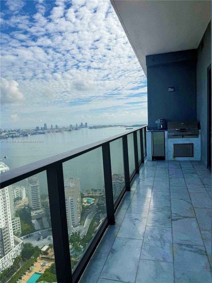 Small Image of 1451 BRICKELL AVE #4304, Miami Number 19