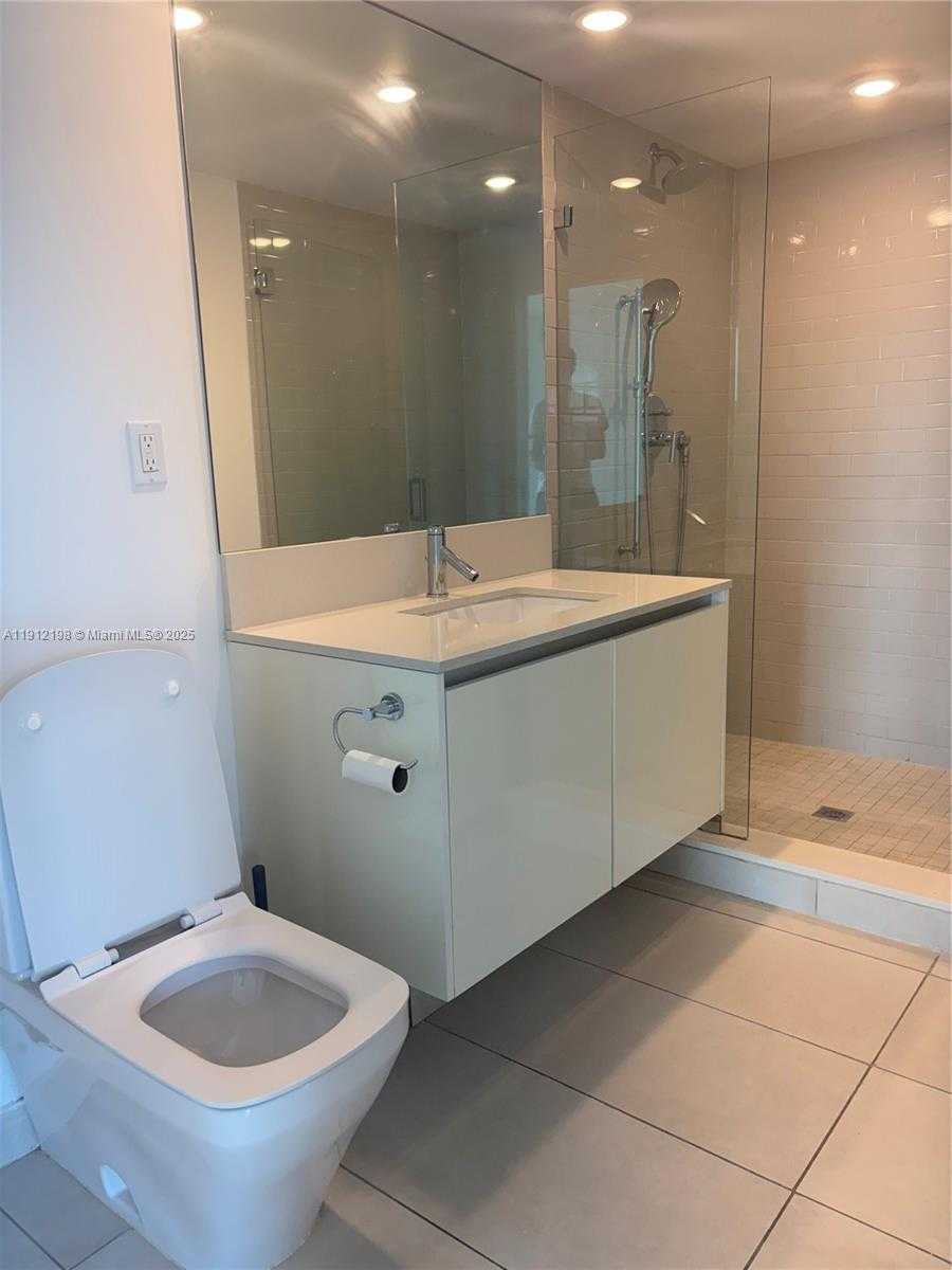 Small Image of 1025 92 ST #701, Bay Harbor Islands Number 21