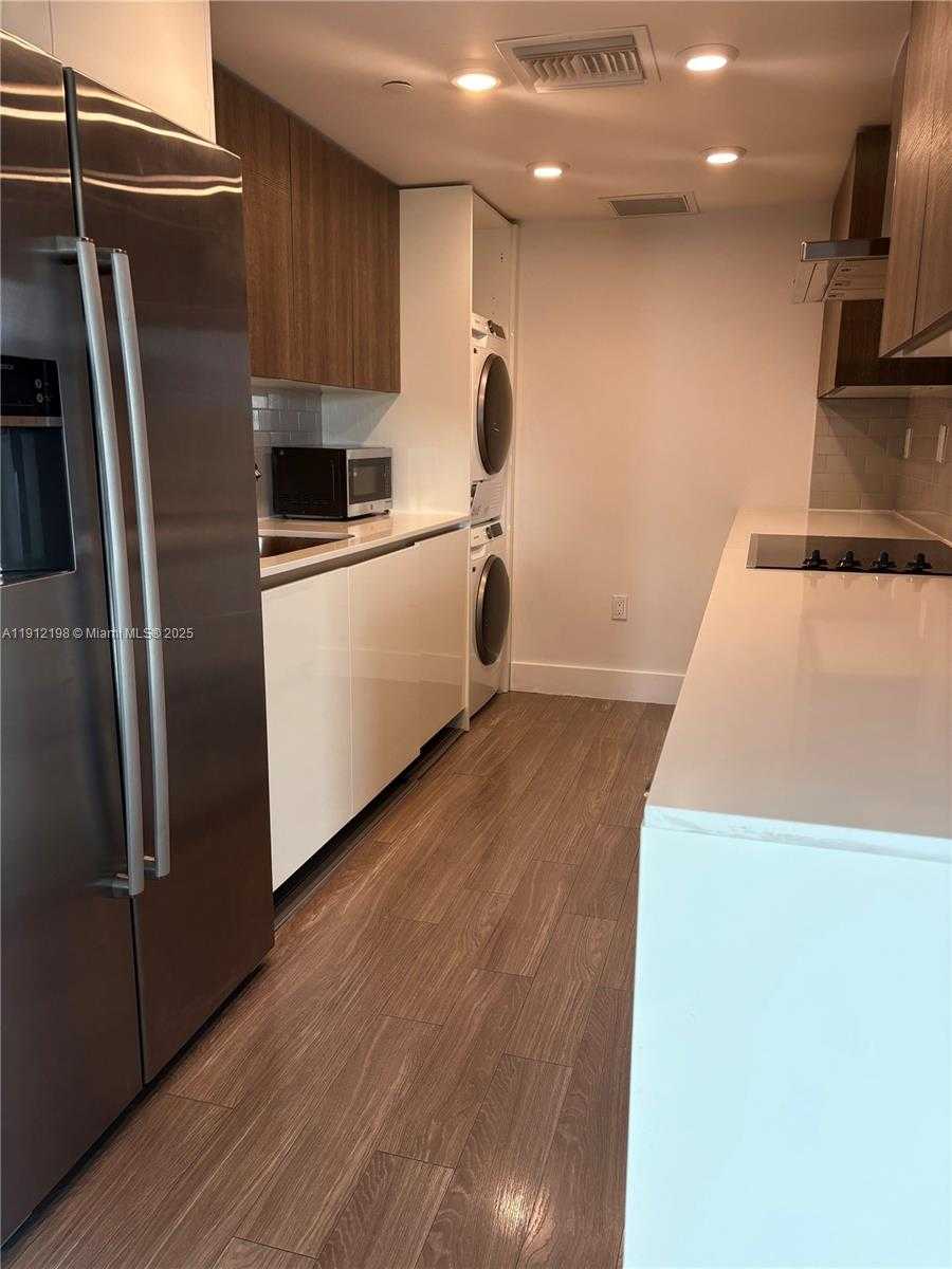 Small Image of 1025 92 ST #701, Bay Harbor Islands Number 7