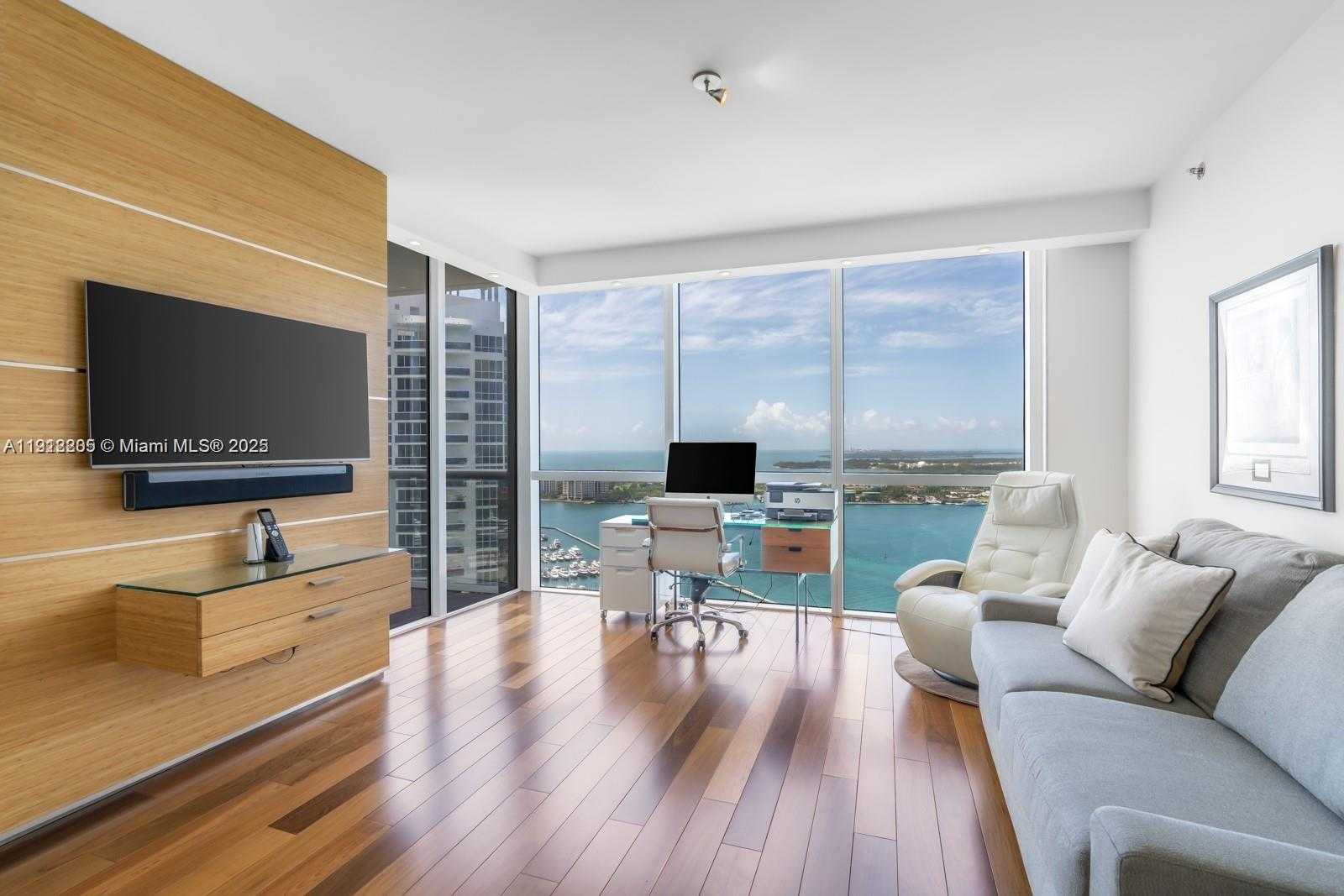 Small Image of 450 ALTON RD #3303, Miami Beach Number 13