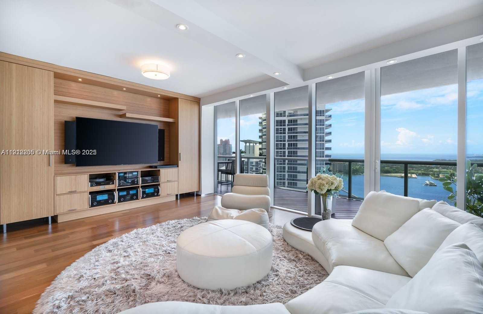 Small Image of 450 ALTON RD #3303, Miami Beach Number 4