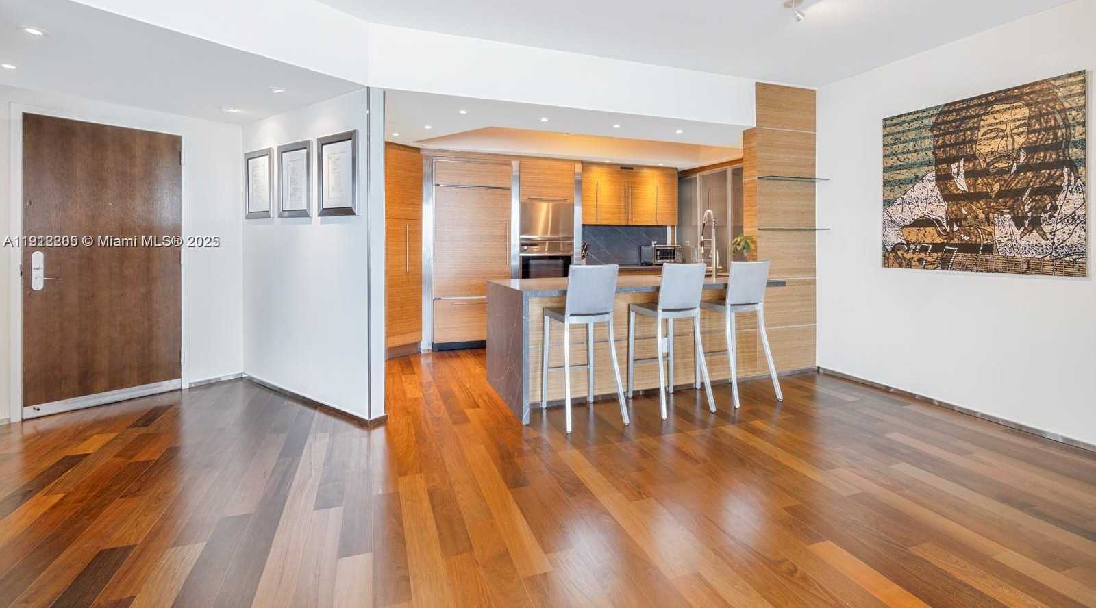 Small Image of 450 ALTON RD #3303, Miami Beach Number 8