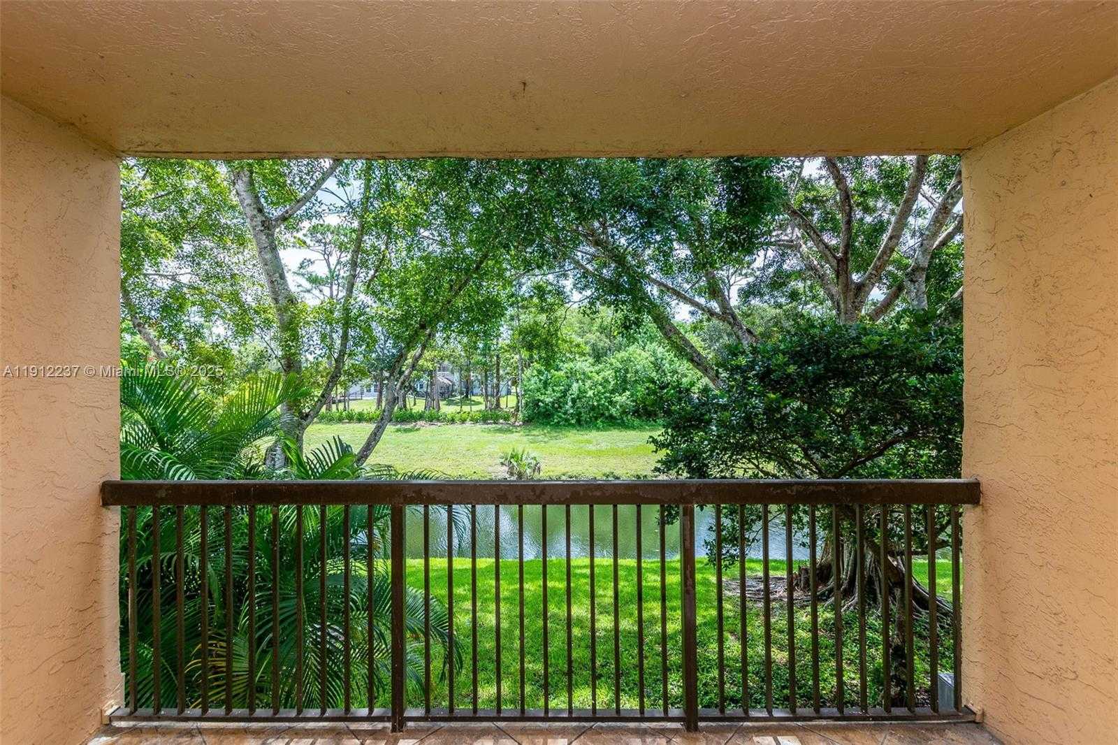 Small Image of 5721 RIVERSIDE DR #202B5, Coral Springs Number 12