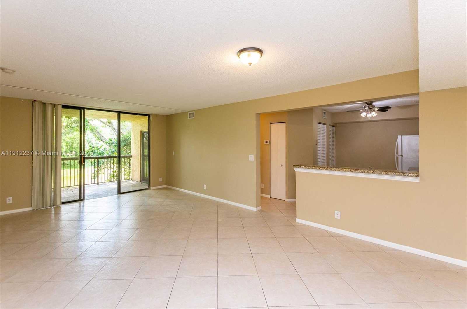 Small Image of 5721 RIVERSIDE DR #202B5, Coral Springs Number 7