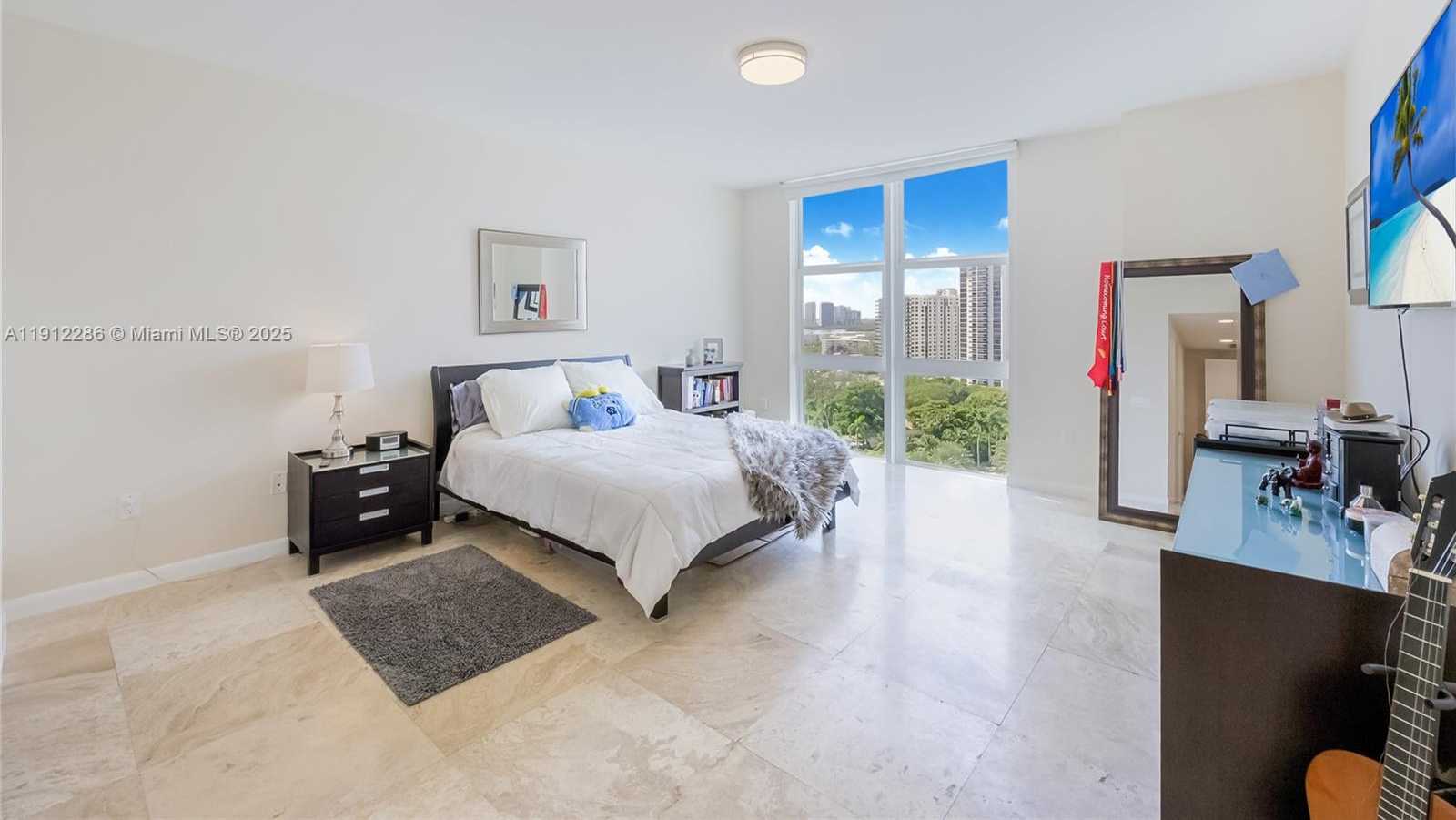 Small Image of 3301 NORTH EAST 183RD ST #1607, Aventura Number 14