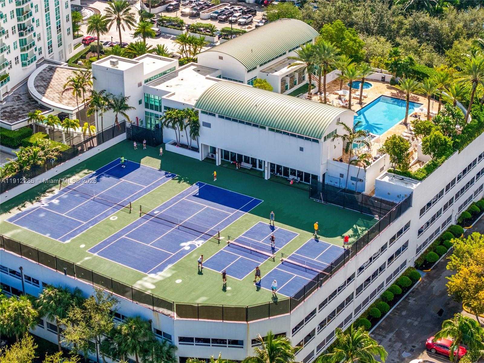 Small Image of 3301 NORTH EAST 183RD ST #1607, Aventura Number 22