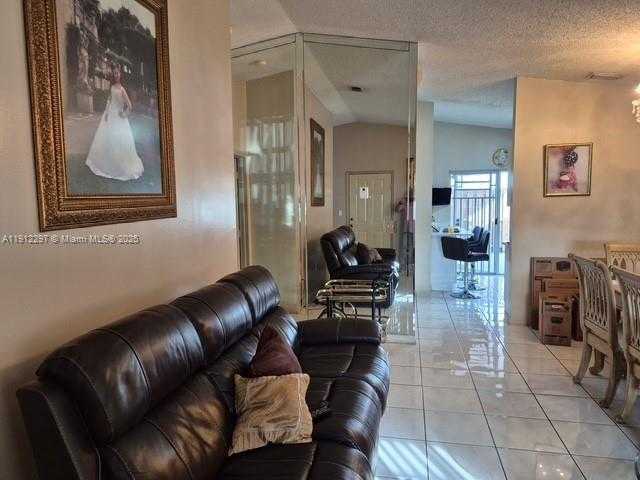Small Image of 7001 WEST 35TH AVE #220, Hialeah Number 3