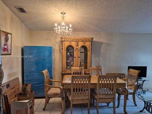 Small Image of 7001 WEST 35TH AVE #220, Hialeah Number 4