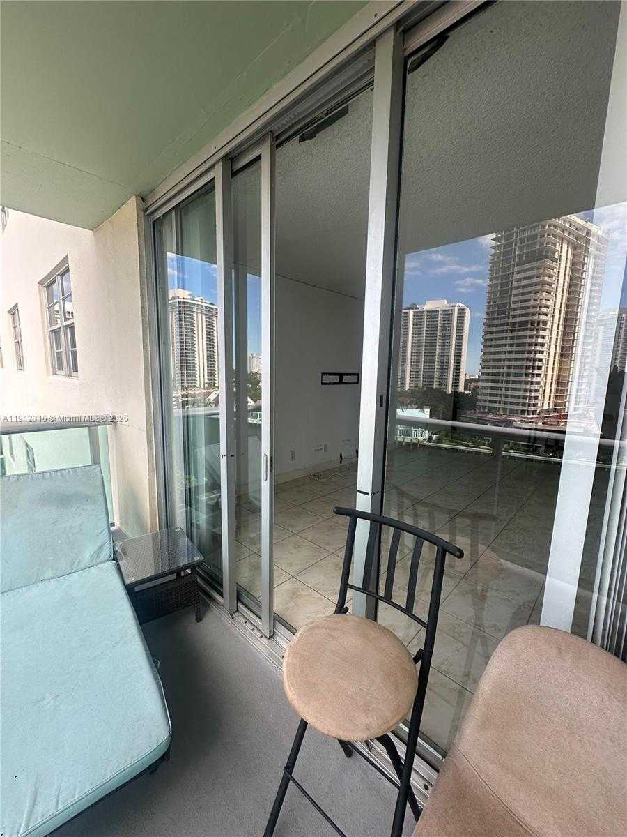 Small Image of 19390 COLLINS AVE #1019, Sunny Isles Beach Number 2