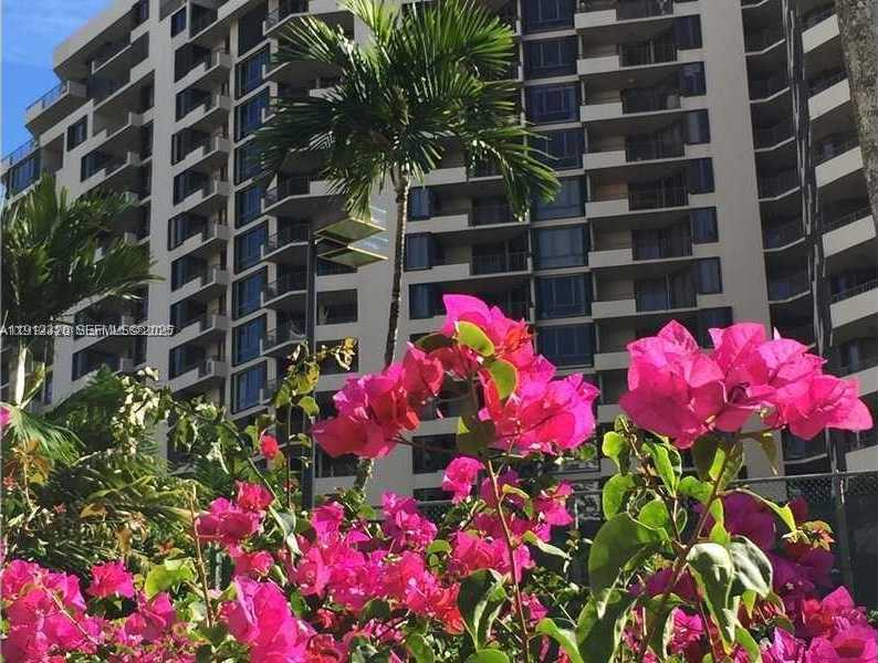 Small Image of 520 BRICKELL KEY DR #A1615, Miami Number 24