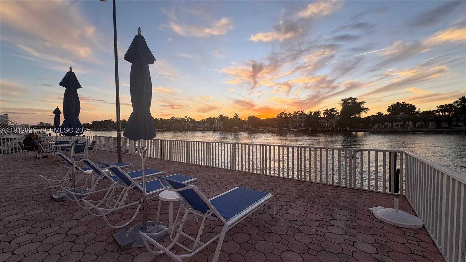 Small Image of 5700 COLLINS AVE #11B, Miami Beach Number 42