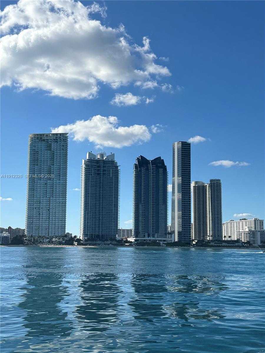 Small Image of 17121 COLLINS AVE #1905, Sunny Isles Beach Number 1