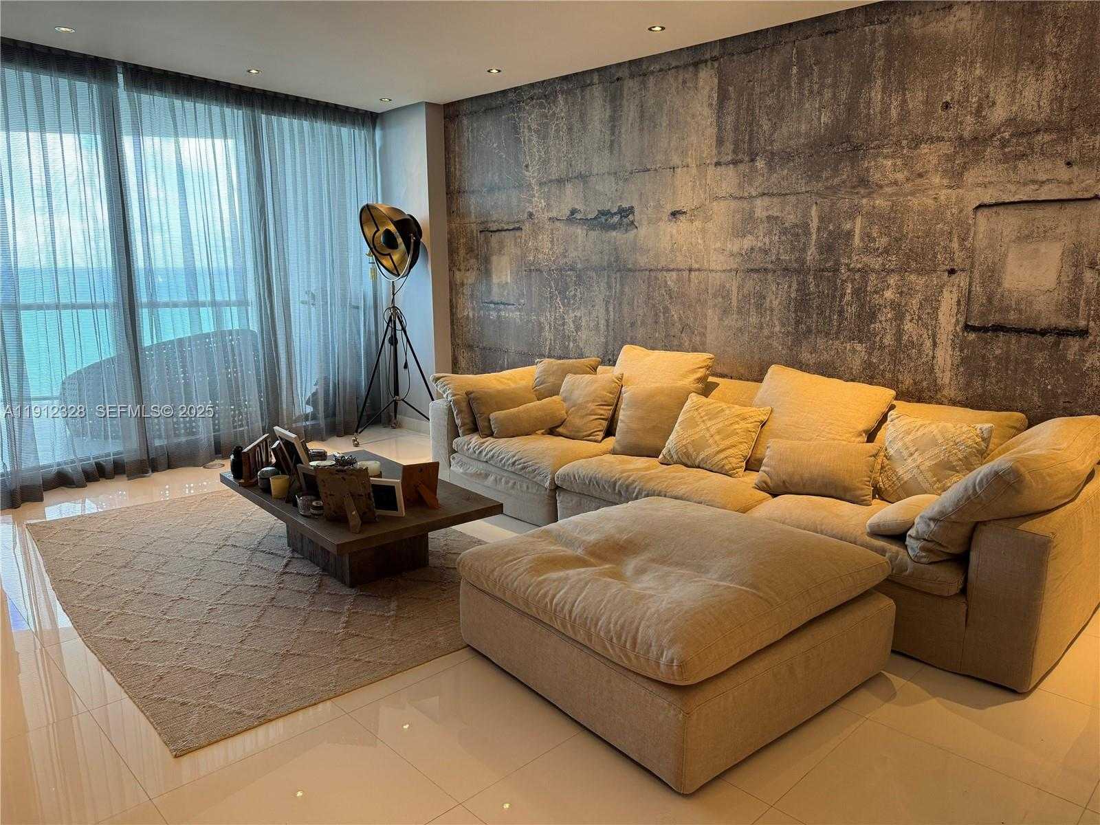 Small Image of 17121 COLLINS AVE #1905, Sunny Isles Beach Number 10
