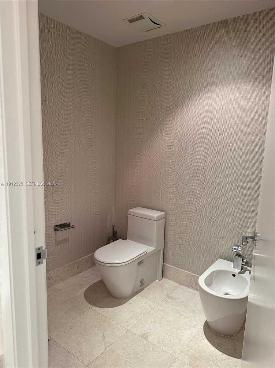 Small Image of 17121 COLLINS AVE #1905, Sunny Isles Beach Number 19