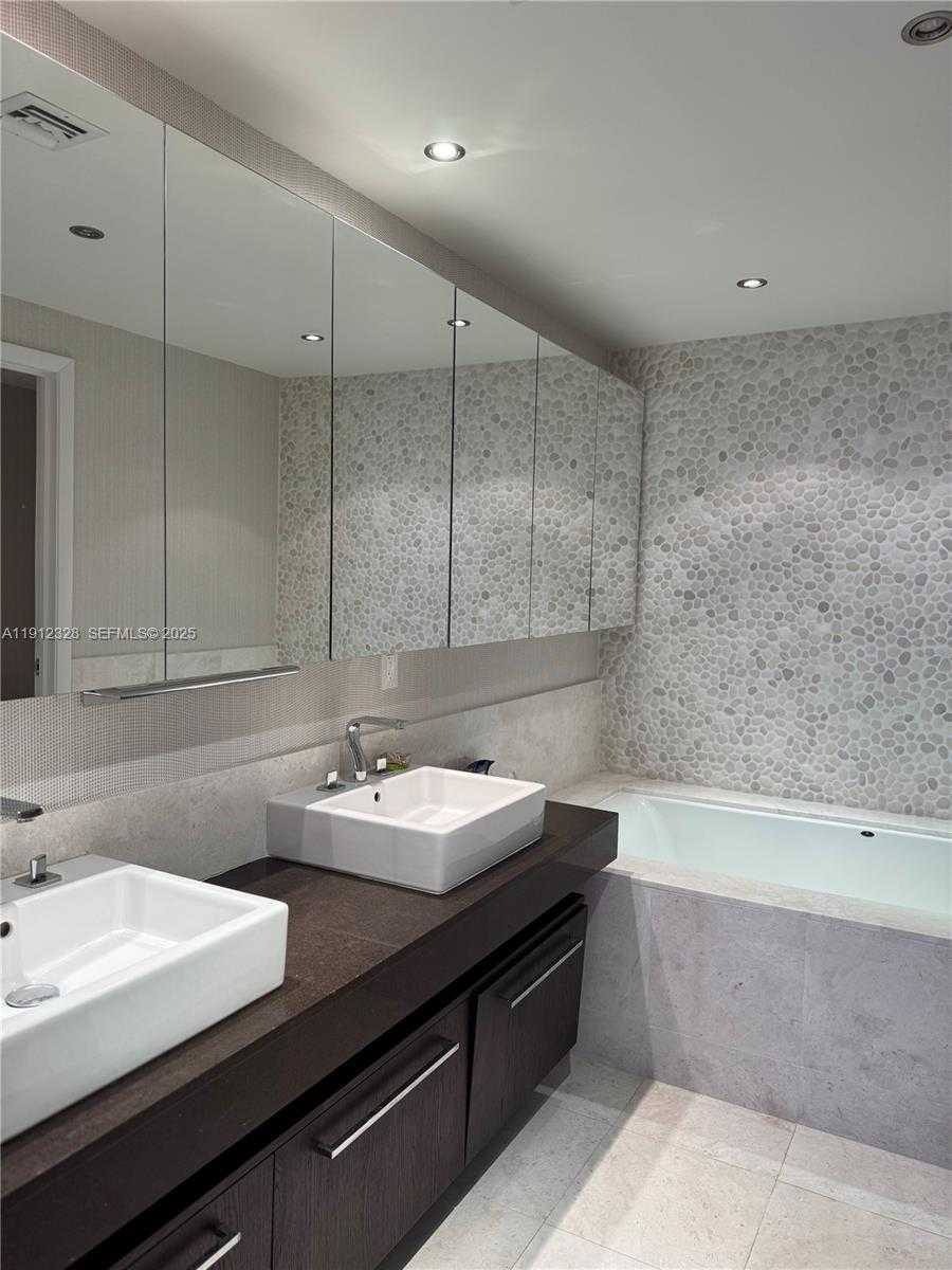 Small Image of 17121 COLLINS AVE #1905, Sunny Isles Beach Number 22