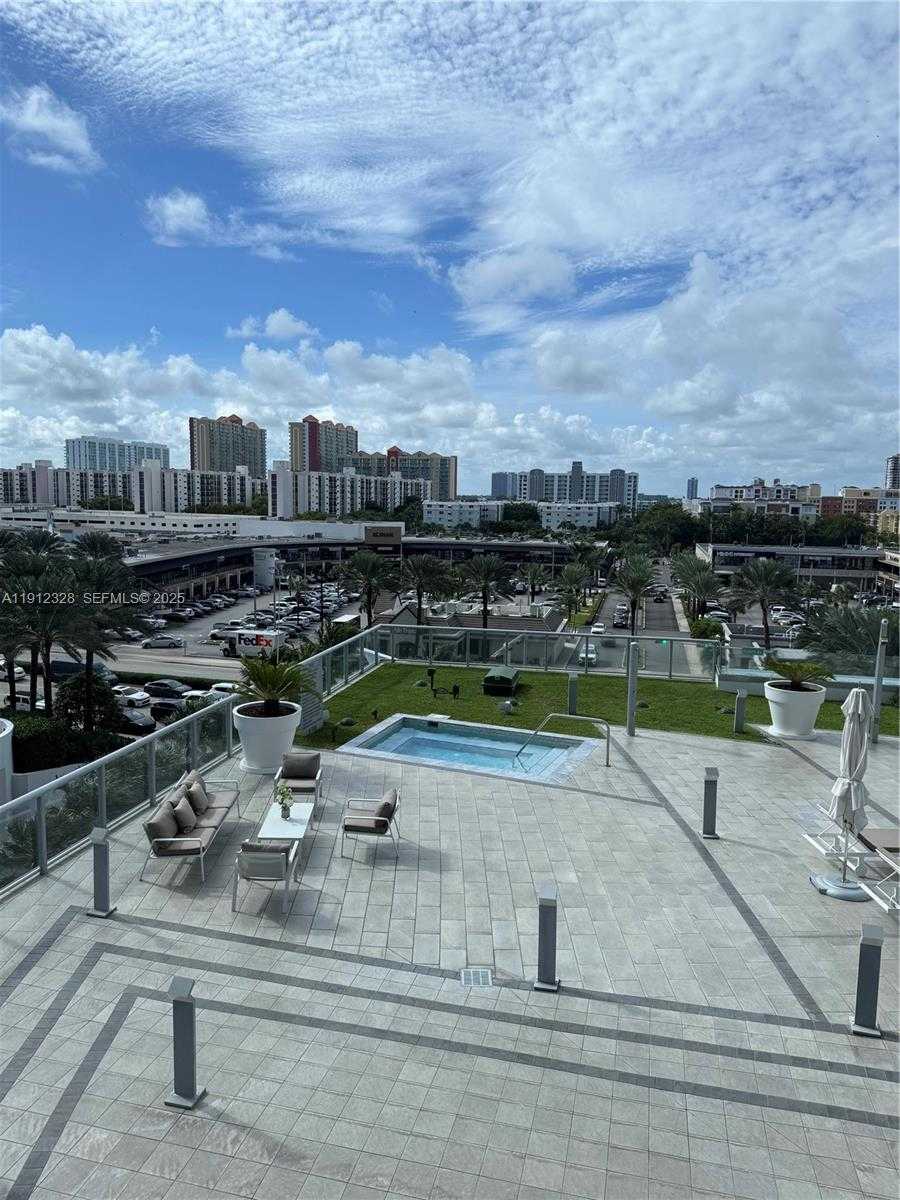 Small Image of 17121 COLLINS AVE #1905, Sunny Isles Beach Number 37