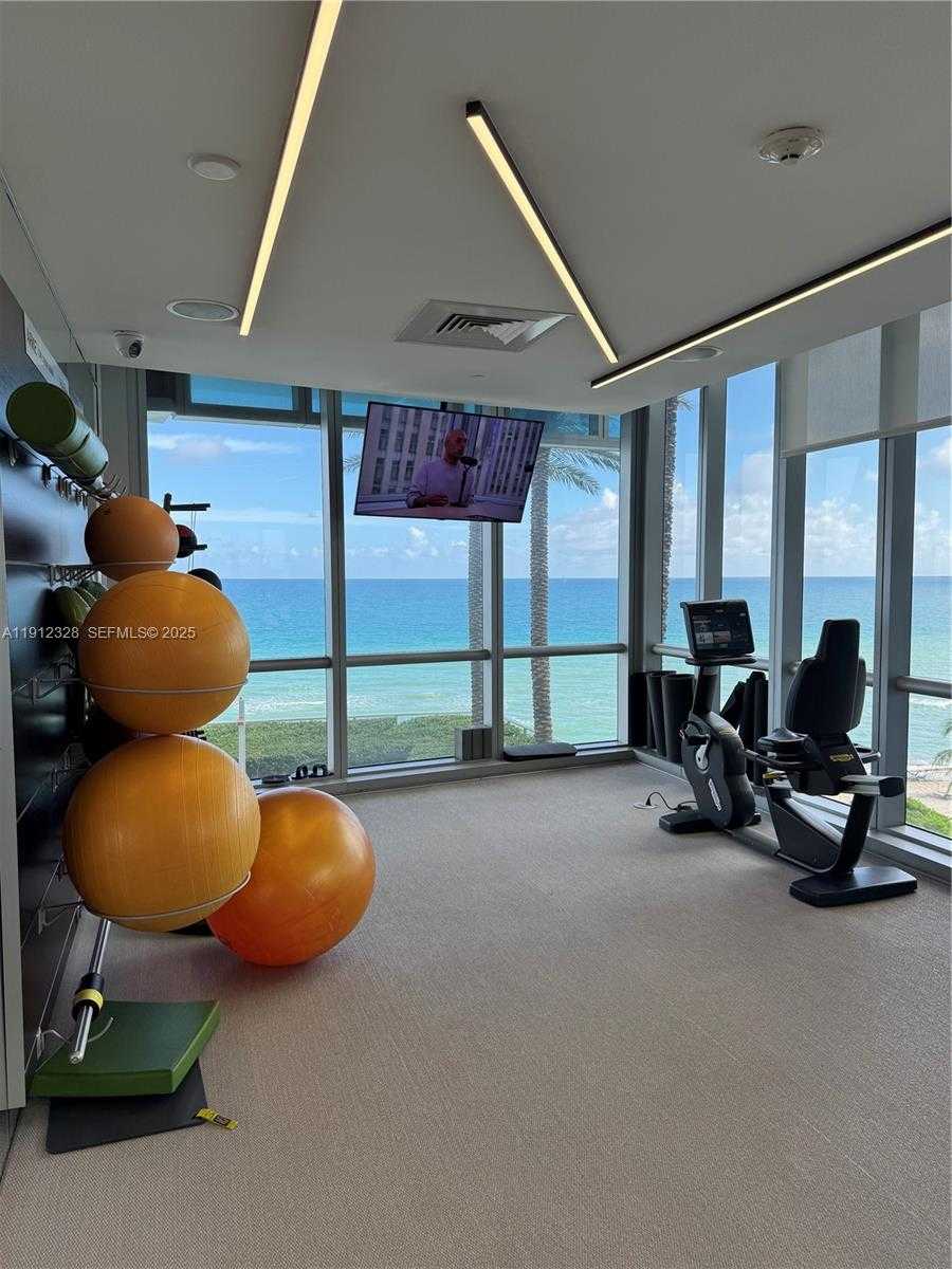 Small Image of 17121 COLLINS AVE #1905, Sunny Isles Beach Number 38