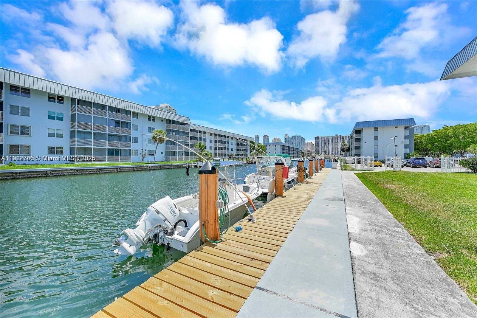 Small Image of 3551 NORTH EAST 169TH ST #306, North Miami Beach Number 12