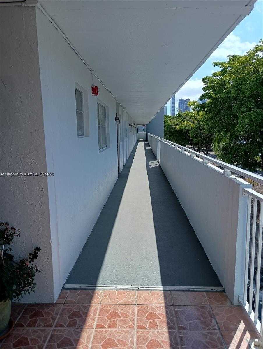 Small Image of 3551 NORTH EAST 169TH ST #306, North Miami Beach Number 7