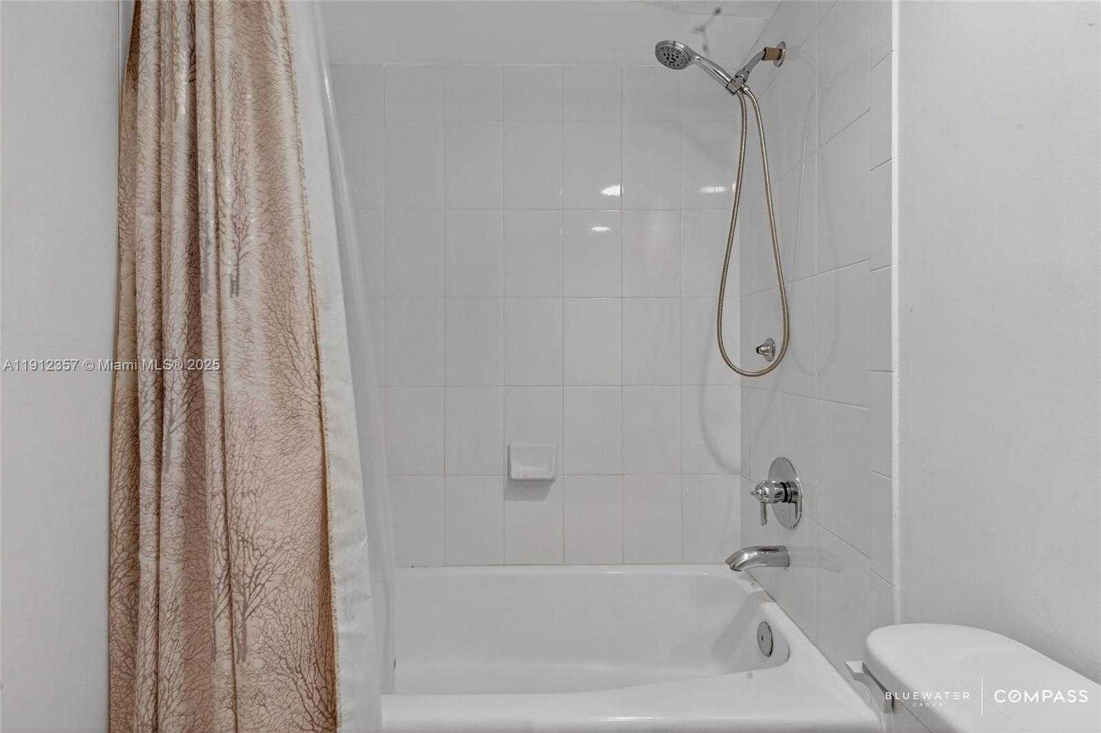 Small Image of 3000 SOUTH OCEAN DR #712, Hollywood Number 17