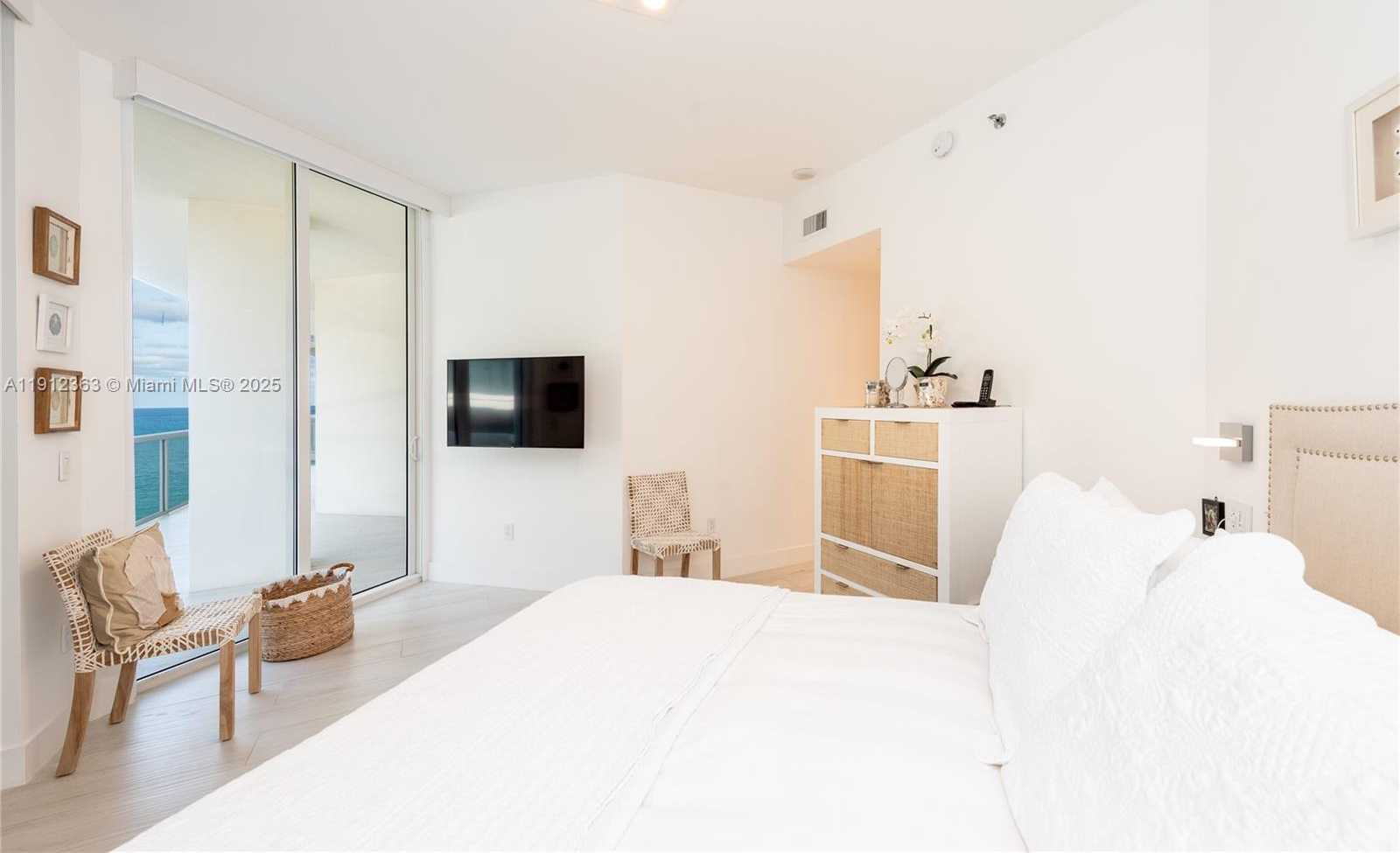 Small Image of 8925 COLLINS AVE #11C, Surfside Number 21