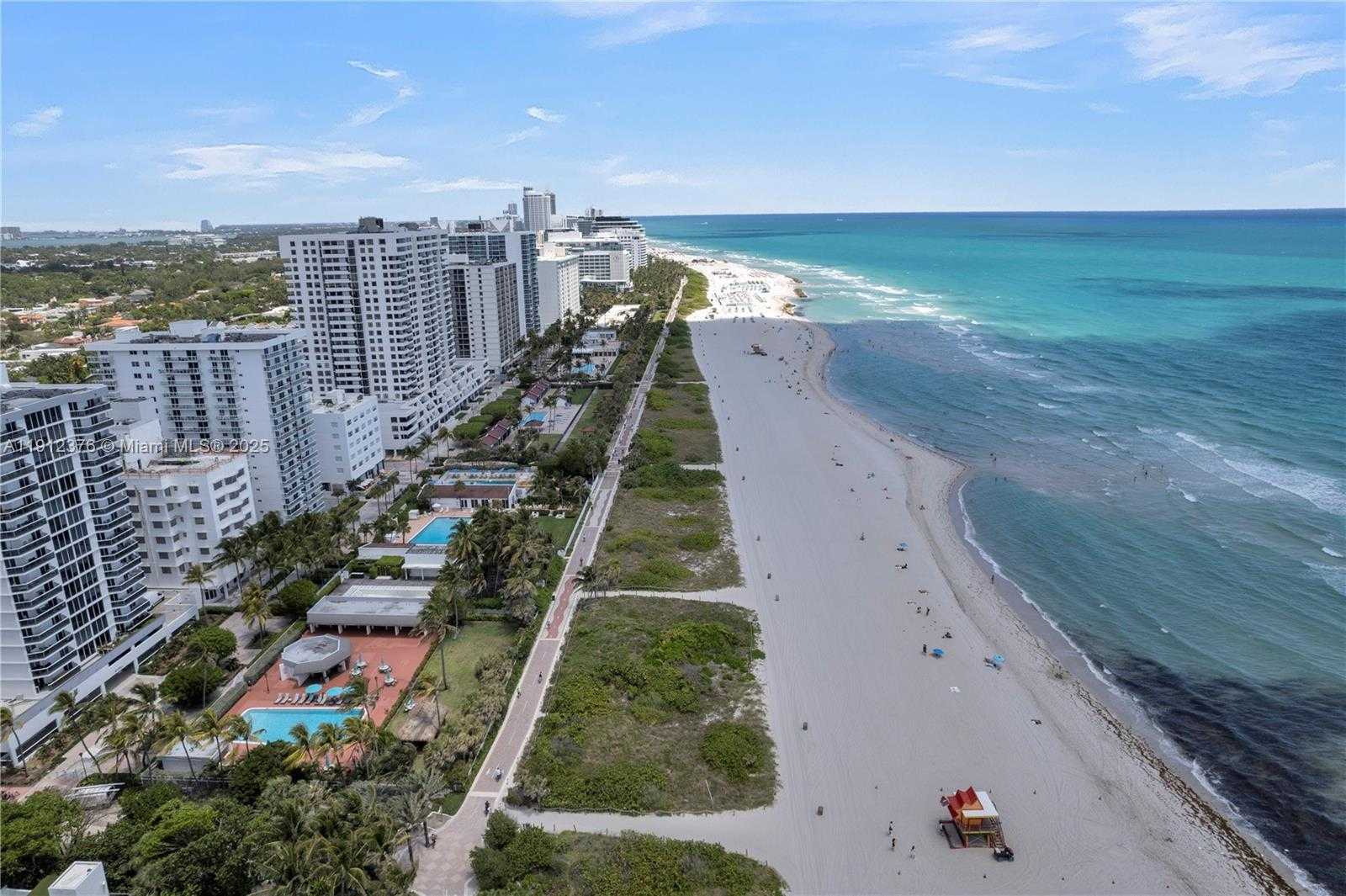 Small Image of 2457 COLLINS AVE #201, Miami Beach Number 37