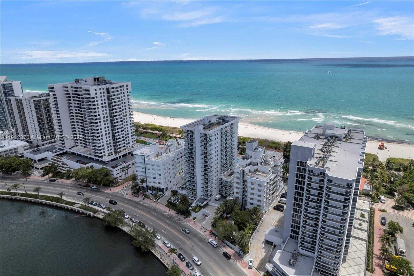 Small Image of 2457 COLLINS AVE #201, Miami Beach Number 40