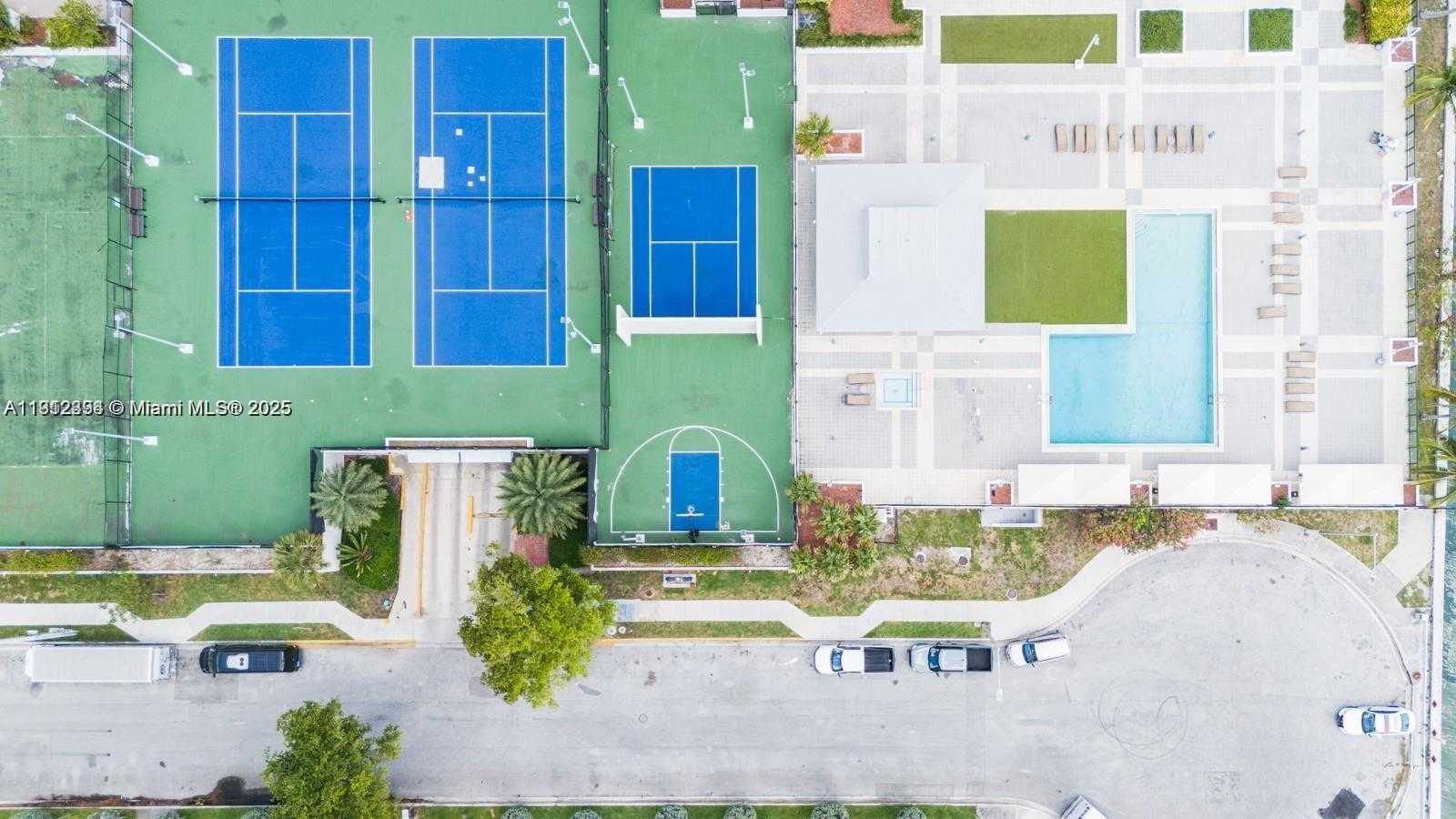 Small Image of 600 NORTH EAST 36TH ST #1810, Miami Number 22