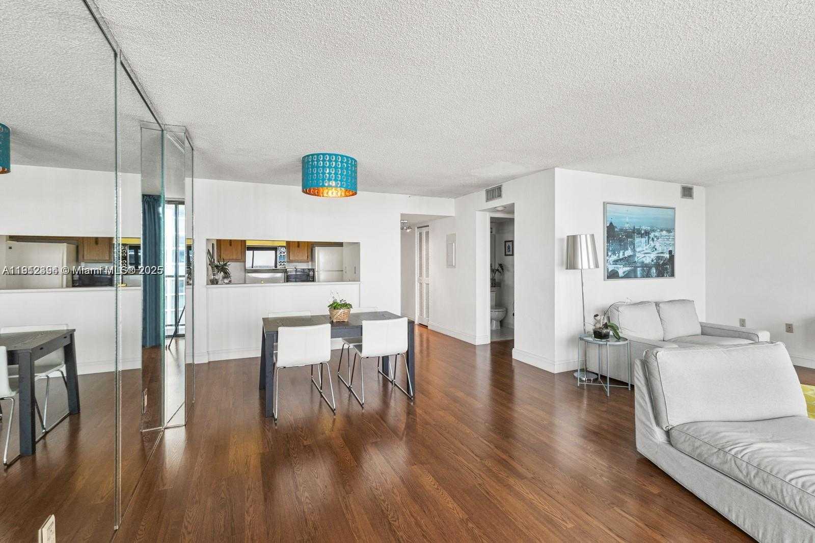 Small Image of 600 NORTH EAST 36TH ST #1810, Miami Number 9