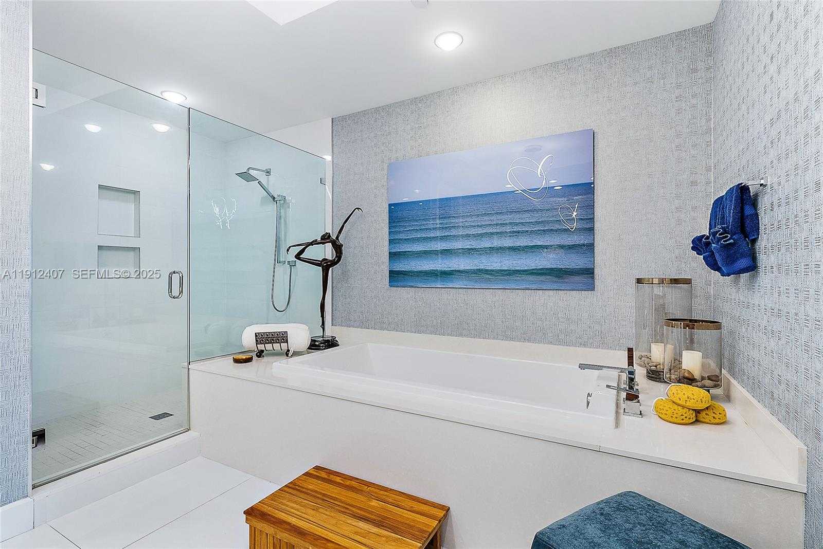 Imagen de Pequeño Objeto