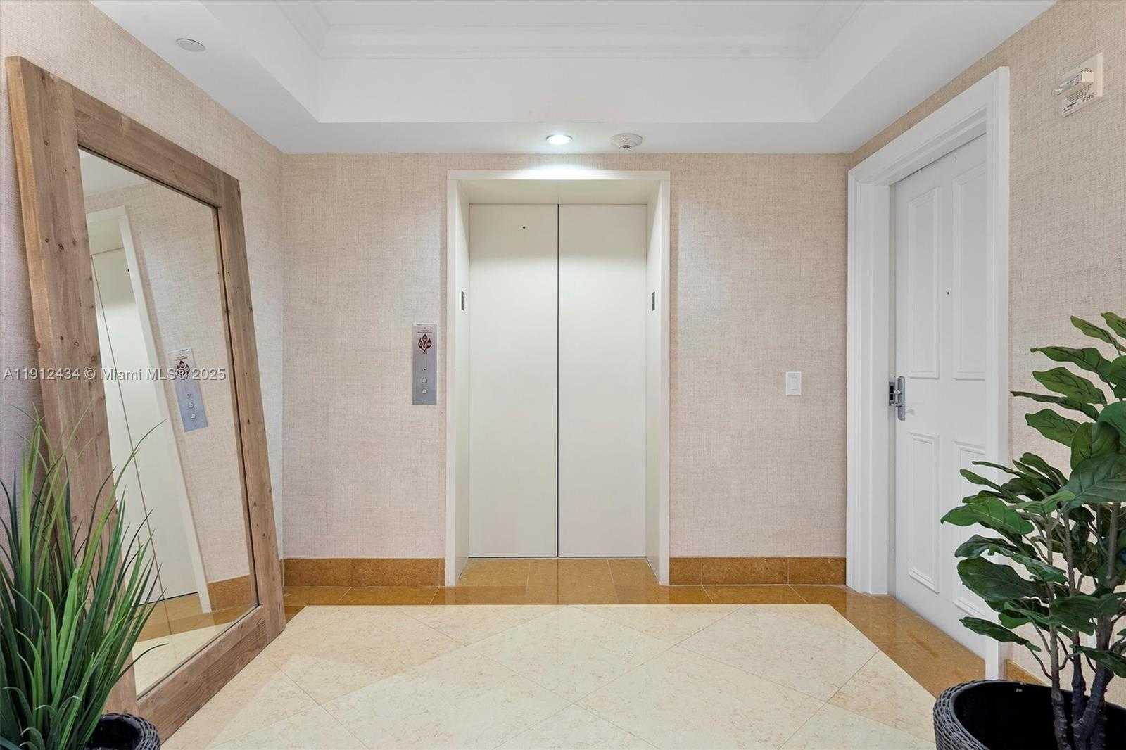 Small Image of 6000 ISLAND BLVD #1007, Aventura Number 11