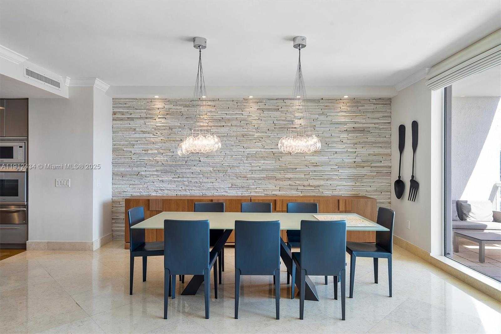 Small Image of 6000 ISLAND BLVD #1007, Aventura Number 14