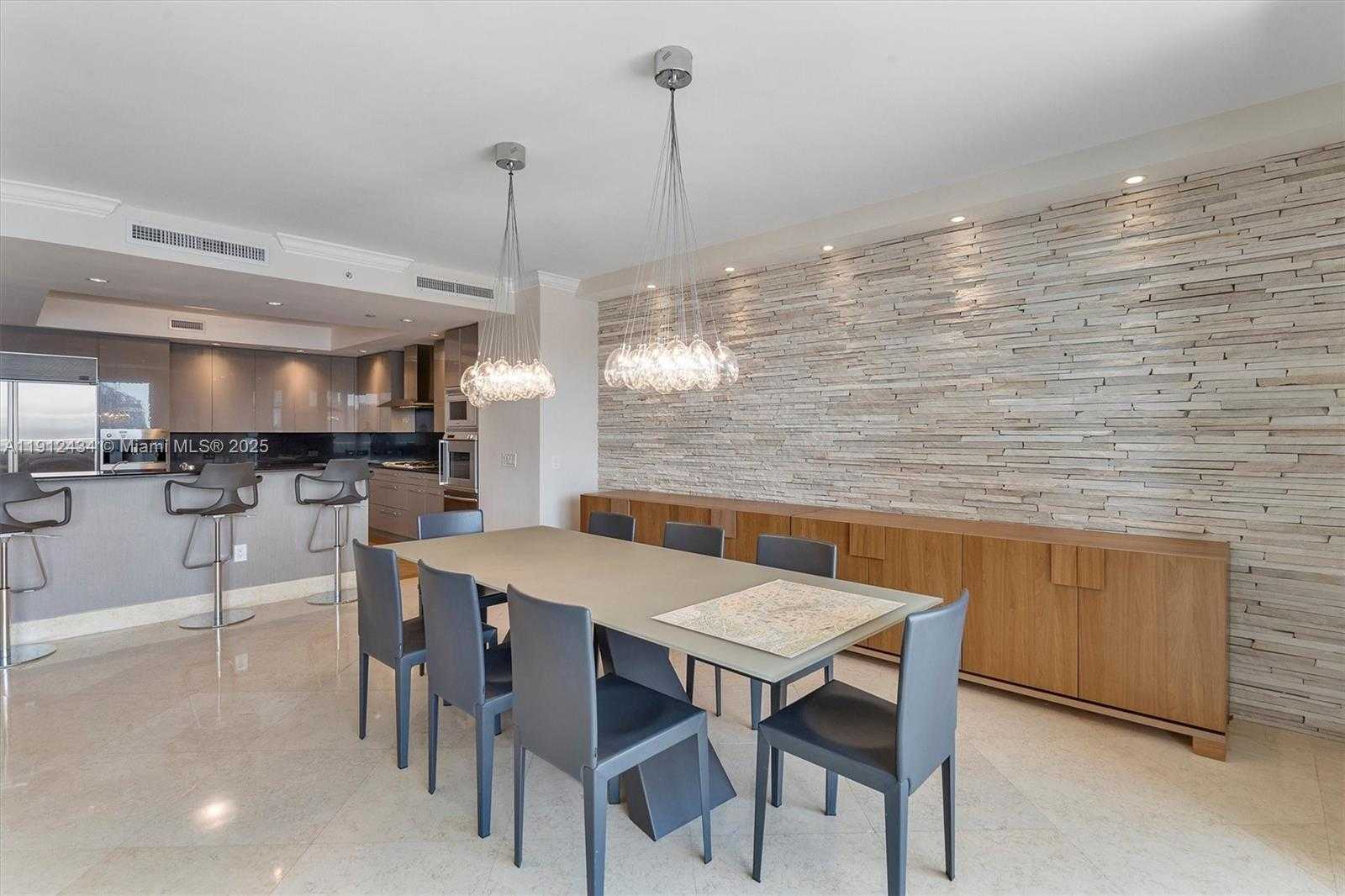 Small Image of 6000 ISLAND BLVD #1007, Aventura Number 19