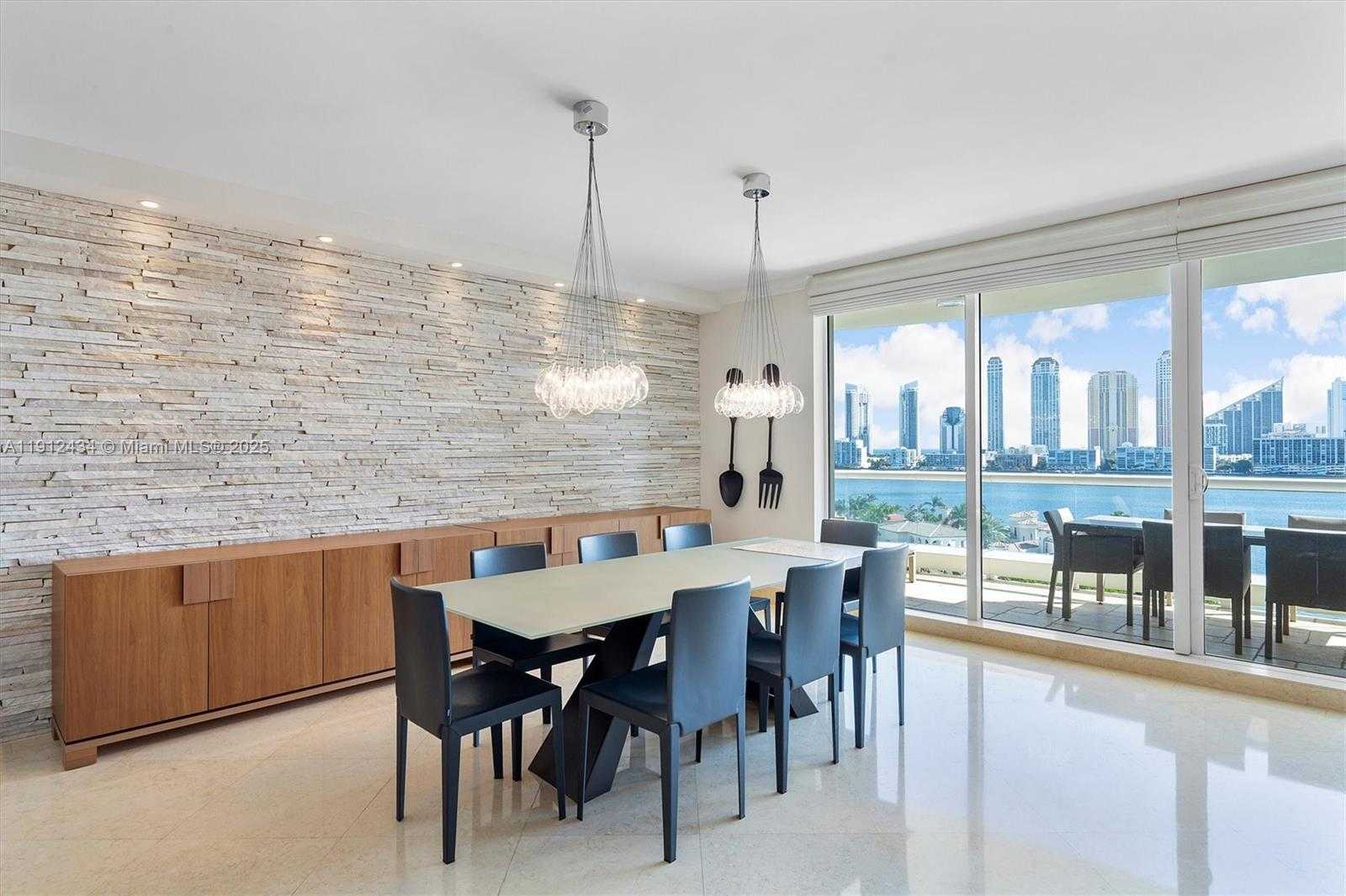 Small Image of 6000 ISLAND BLVD #1007, Aventura Number 24