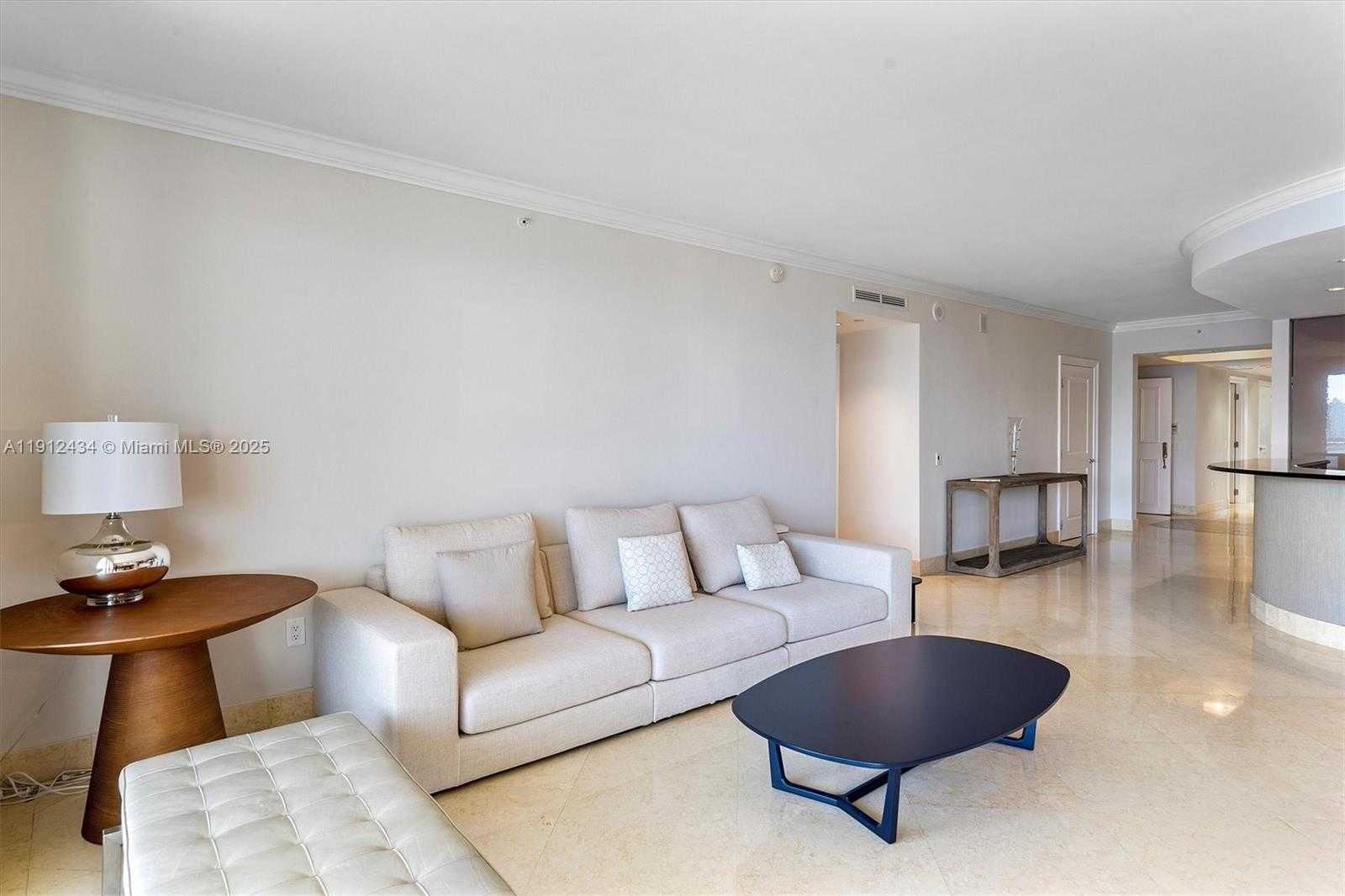 Small Image of 6000 ISLAND BLVD #1007, Aventura Number 29